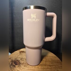 * Stanley 40oz Travel Cup Tumbler Adventure Quencher Pink